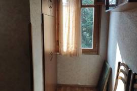 Apartment for sale, Old building, saburtalo