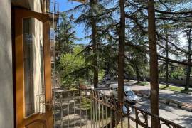 Аренда, 1 Kомнатная, Старое здание, Кутаиси, Застава