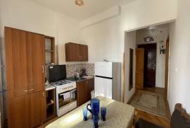 Аренда, 1 Kомнатная, Старое здание, Кутаиси, Застава