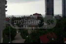 იყიდება სახლი, 9 ოთახიანი, ბათუმი