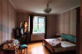 Apartment for sale, Old building, Vera