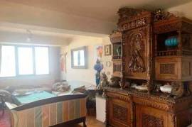 Apartment for sale, Old building, vake