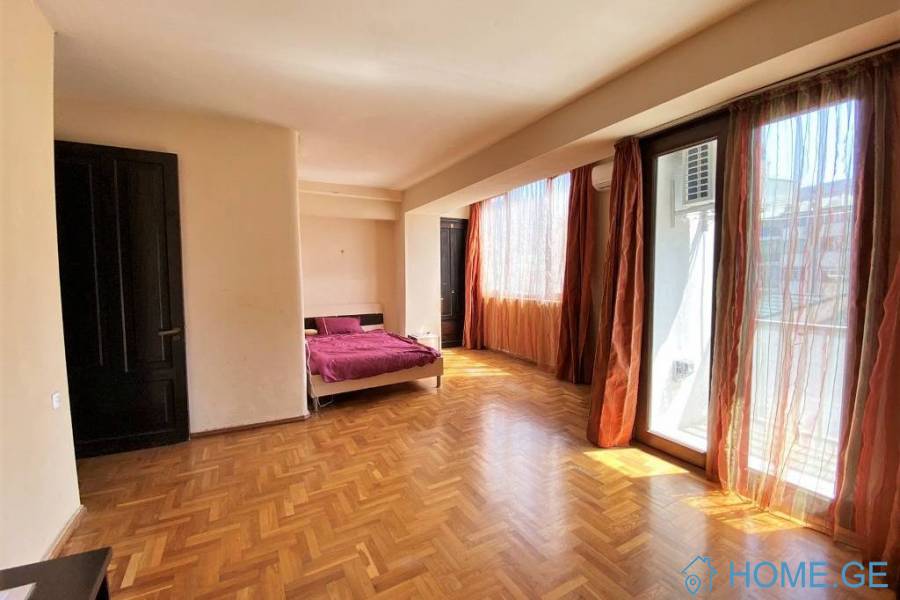 Продается квартира, 2 Kомнатная, Старое здание, Тбилиси