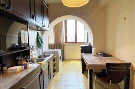 Продается квартира, 2 Kомнатная, Старое здание, Тбилиси