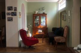 Apartment for sale, Old building, vake