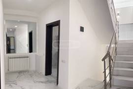 House For Sale, 5 Room, Suburbs of Tbilisi, Tsavkisi