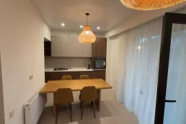 For Rent, 3 Room, Old building, Tbilisi, saburtalo
