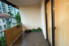 For Rent, 3 Room, Old building, Tbilisi, saburtalo