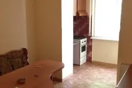 Apartment for sale, 6 Room, Old building, Tbilisi, vake