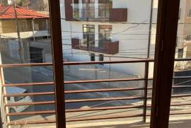 House For Sale, Ivertubani