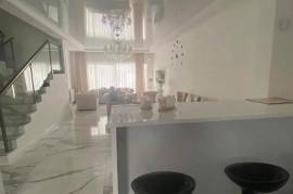 House For Rent, Chugureti