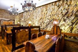 იყიდება, კვების ობიექტი