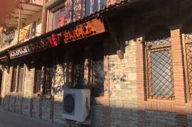 იყიდება, კვების ობიექტი