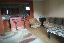 House For Sale, Nadzaladevi