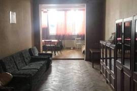 Apartment for sale, Old building, vake