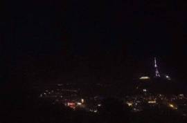 იყიდება სახლი, 8 ოთახიანი, თბილისი, სვანეთის უბანი