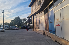 For Sale , Universal commercial space, Adlia