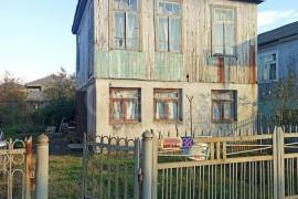 იყიდება სახლი, 4 ოთახიანი, ფოთი