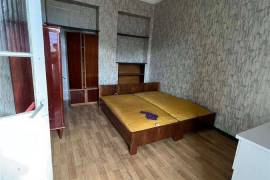 Apartment for sale, Old building, Avlabari