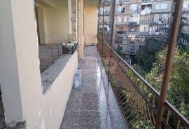 Apartment for sale, Old building, saburtalo