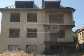 House For Sale, Tsavkisi