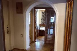 Apartment for sale, 4 Room, Old building, Tbilisi, Sanzona