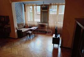 Apartment for sale, Old building, saburtalo