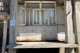 Продается квартира, Старое здание, Батуми
