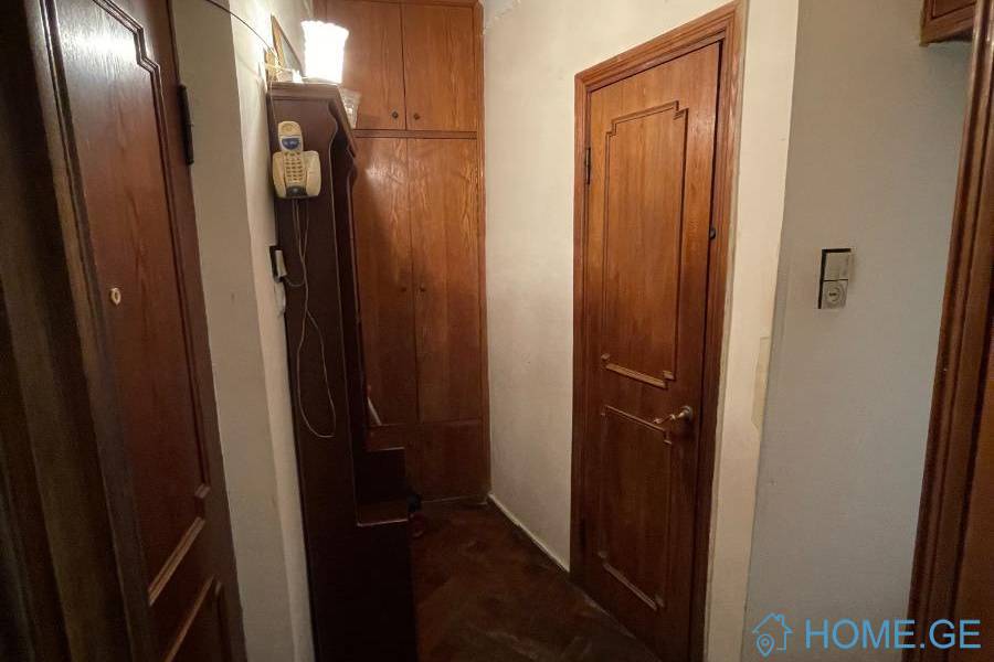 Продается квартира, Старое здание, Батуми