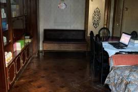 Продается квартира, Старое здание, Батуми