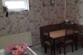 House For Sale, Nadzaladevi