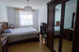 Apartment for sale, Old building, Digomi