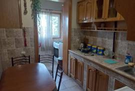 Daily Apartment Rent, Old building, Gamarjveba