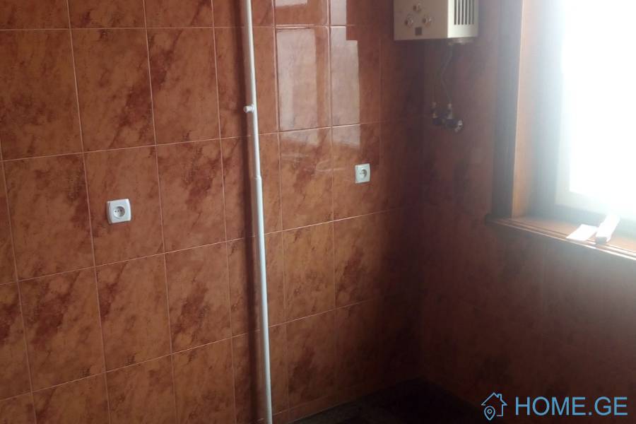 Apartment for sale, Old building, Avtokarkhana Settlement