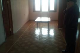 Apartment for sale, Old building, Avtokarkhana Settlement