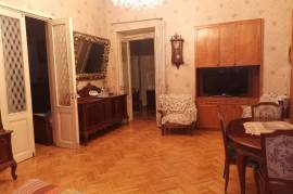 Apartment for sale, Old building, Chugureti