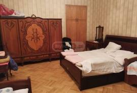 Apartment for sale, Old building, Chugureti