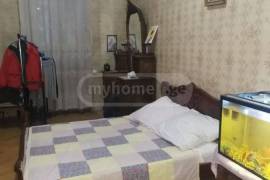 Apartment for sale, Old building, Chugureti