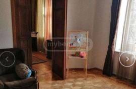 Apartment for sale, Old building, Chugureti