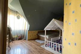 იყიდება სახლი, 7 ოთახიანი, თბილისი, დიდი დიღომი