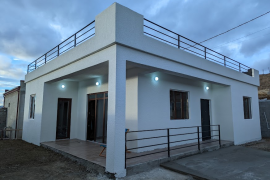 House For Sale, Mukhiani