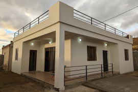 House For Sale, Mukhiani