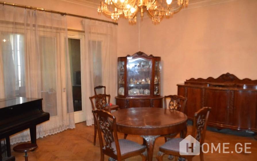 Apartment for sale, 4 Room, Old building, Tbilisi, saburtalo