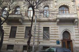 For Rent, Old building, Sololaki