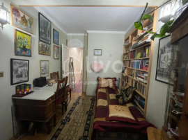 Apartment for sale, 2 Room, Old building, Tbilisi, Nutsubidze plateau