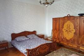 ქირავდება სახლი, 6 ოთახიანი, თელავი, თელავი