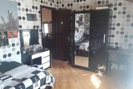 House For Sale, Gldani