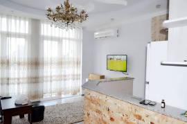 Аренда, 3 Kомнатная, Новостройка, Батуми