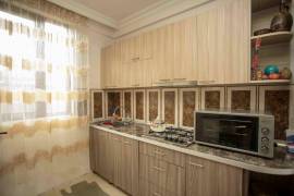 House For Sale, Boni-Gorodoki District