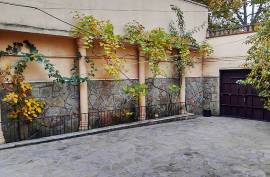 House For Sale, Nadzaladevi